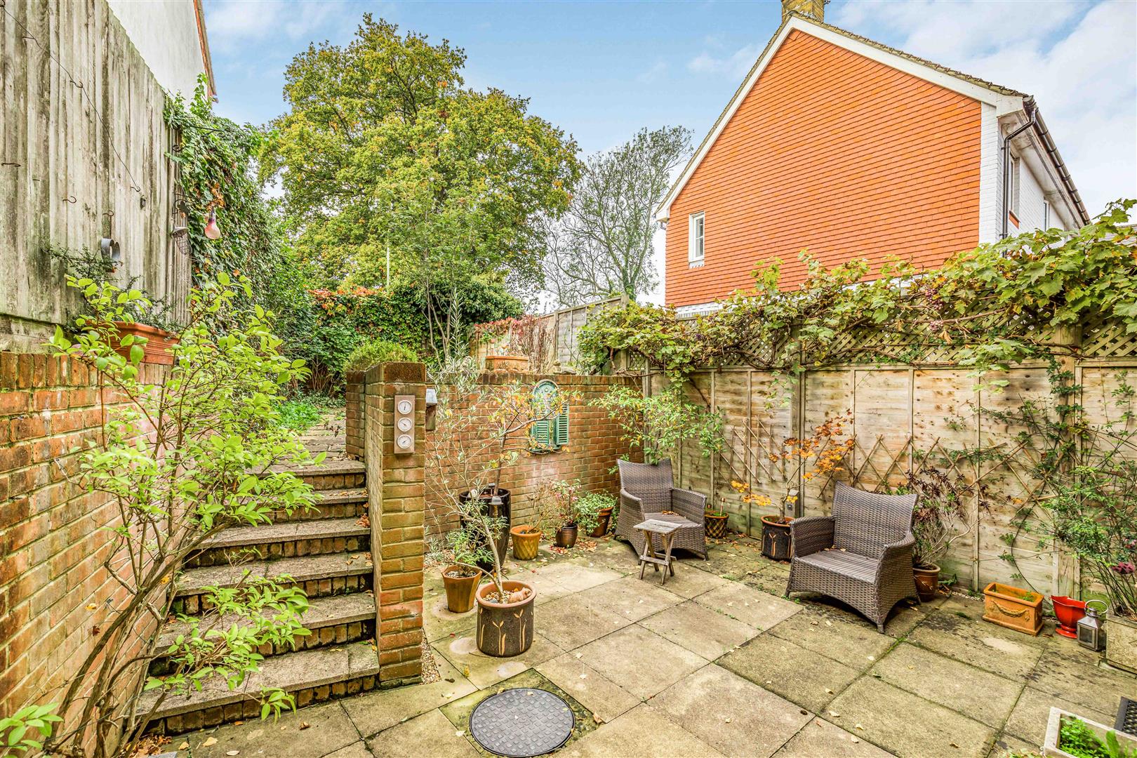 house - semi-detached for sale thomas road