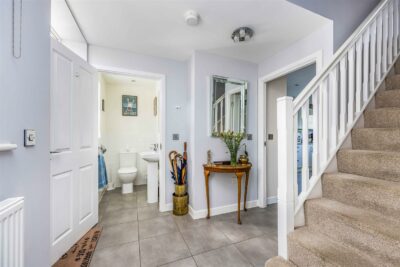 house for sale bridger close