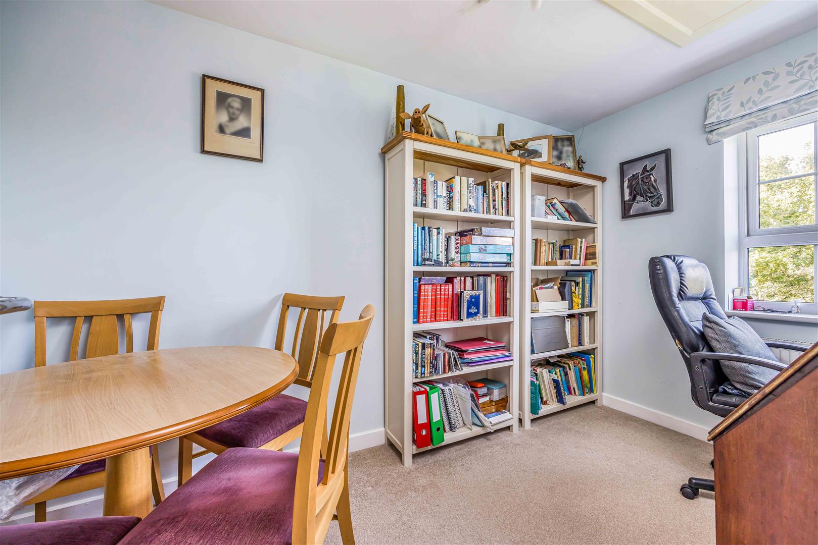 house for sale bridger close