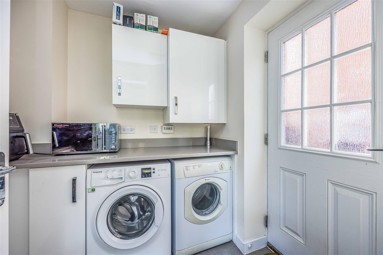 house for sale bridger close