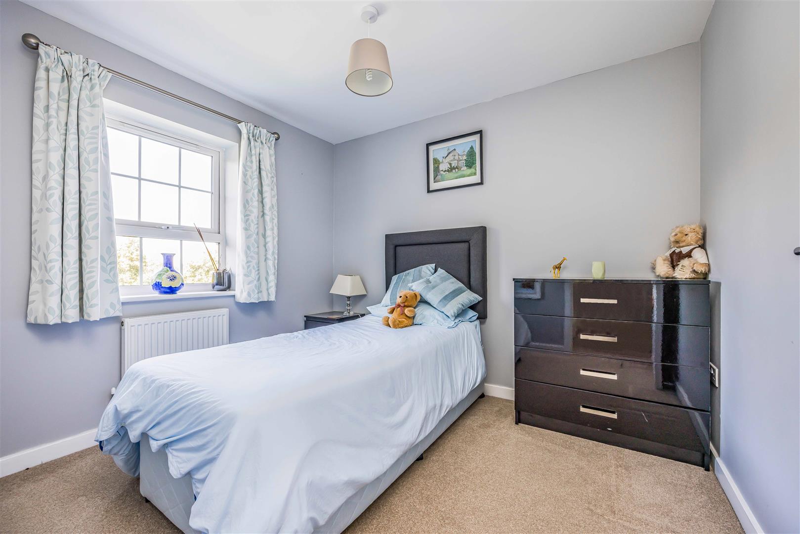 house for sale bridger close