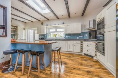 house for sale haslemere road