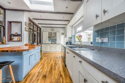 house for sale haslemere road