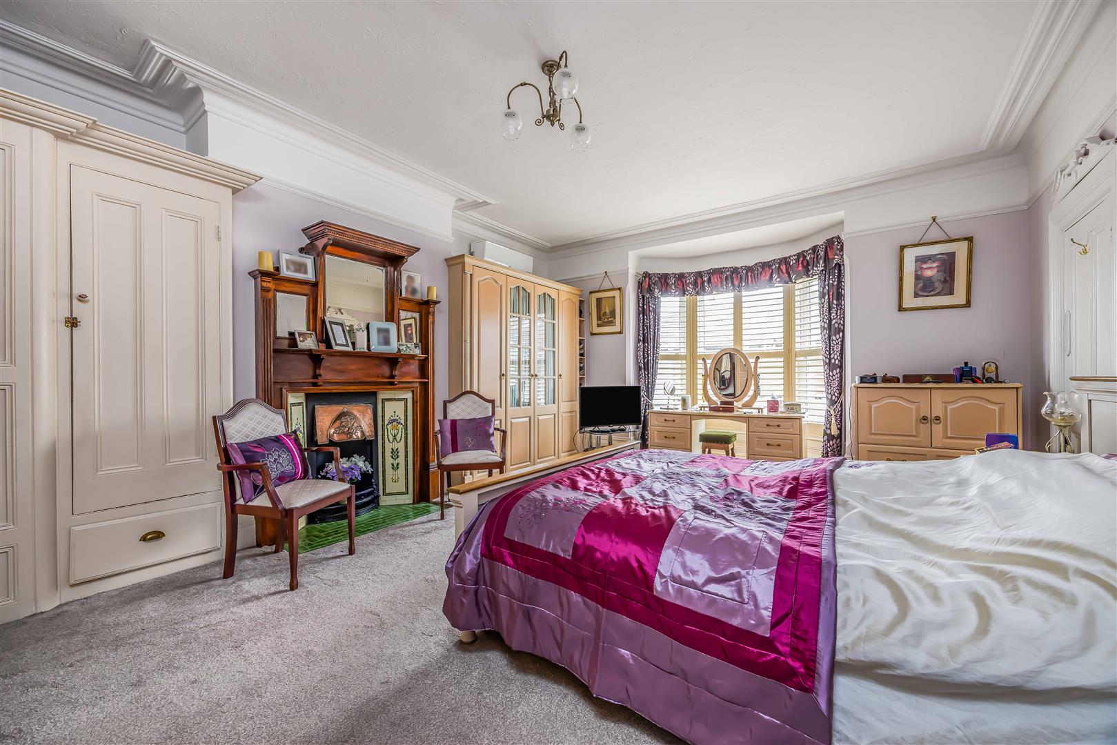 house for sale haslemere road