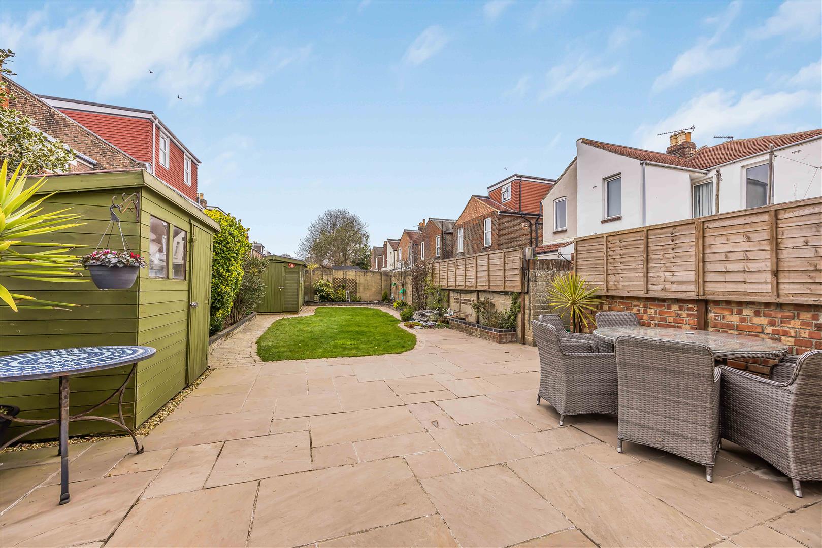 house for sale haslemere road