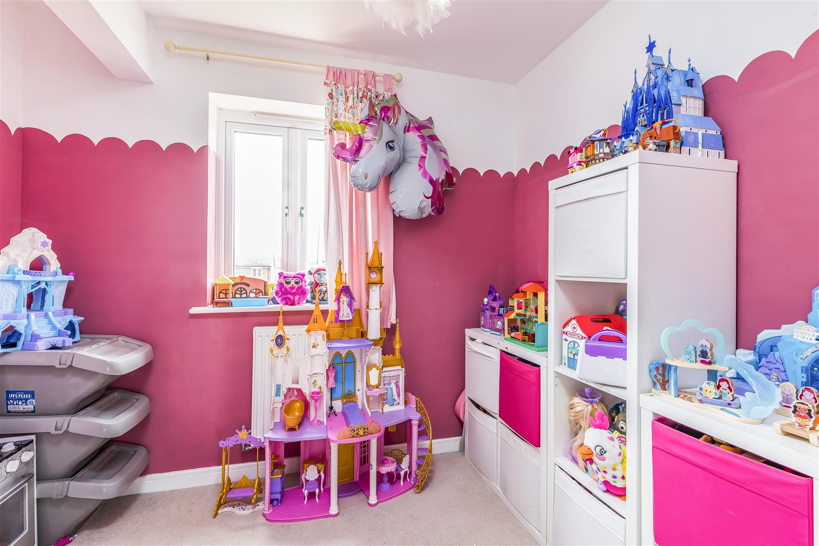 house - detached for sale herons way