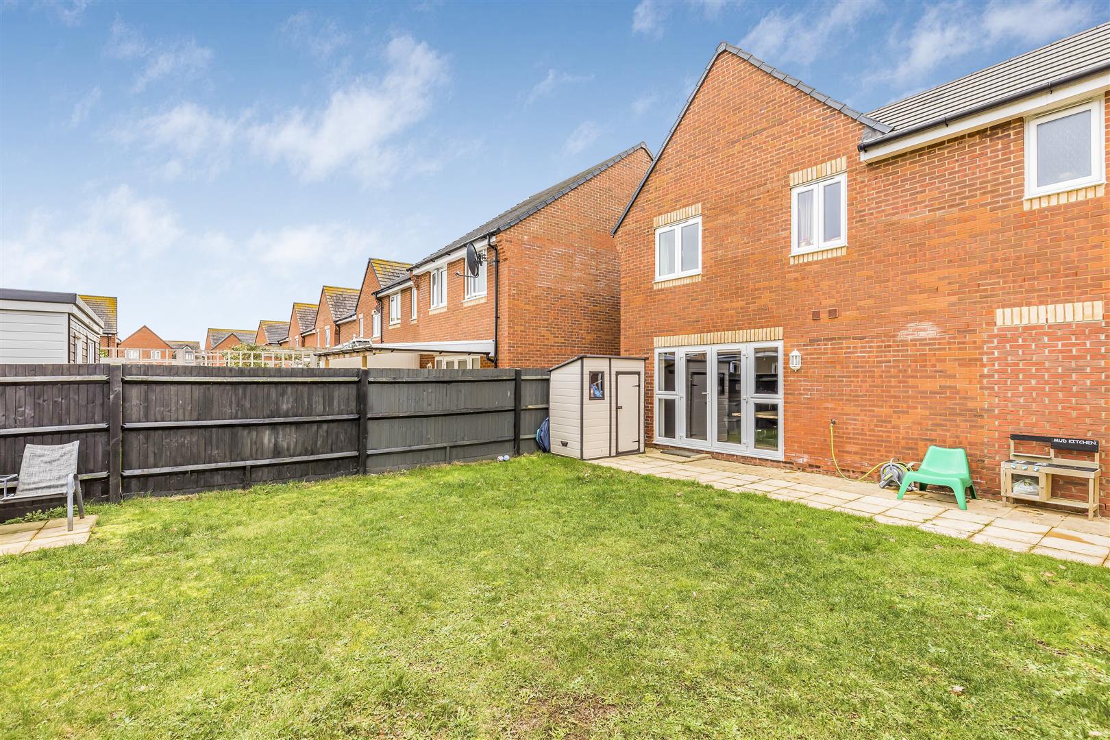 house - detached for sale herons way