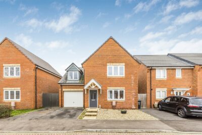 house - detached for sale herons way