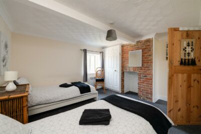 cottage for sale lower bognor road