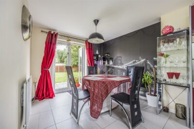 house - detached for sale hedgerow close