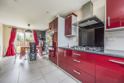 house - detached for sale hedgerow close