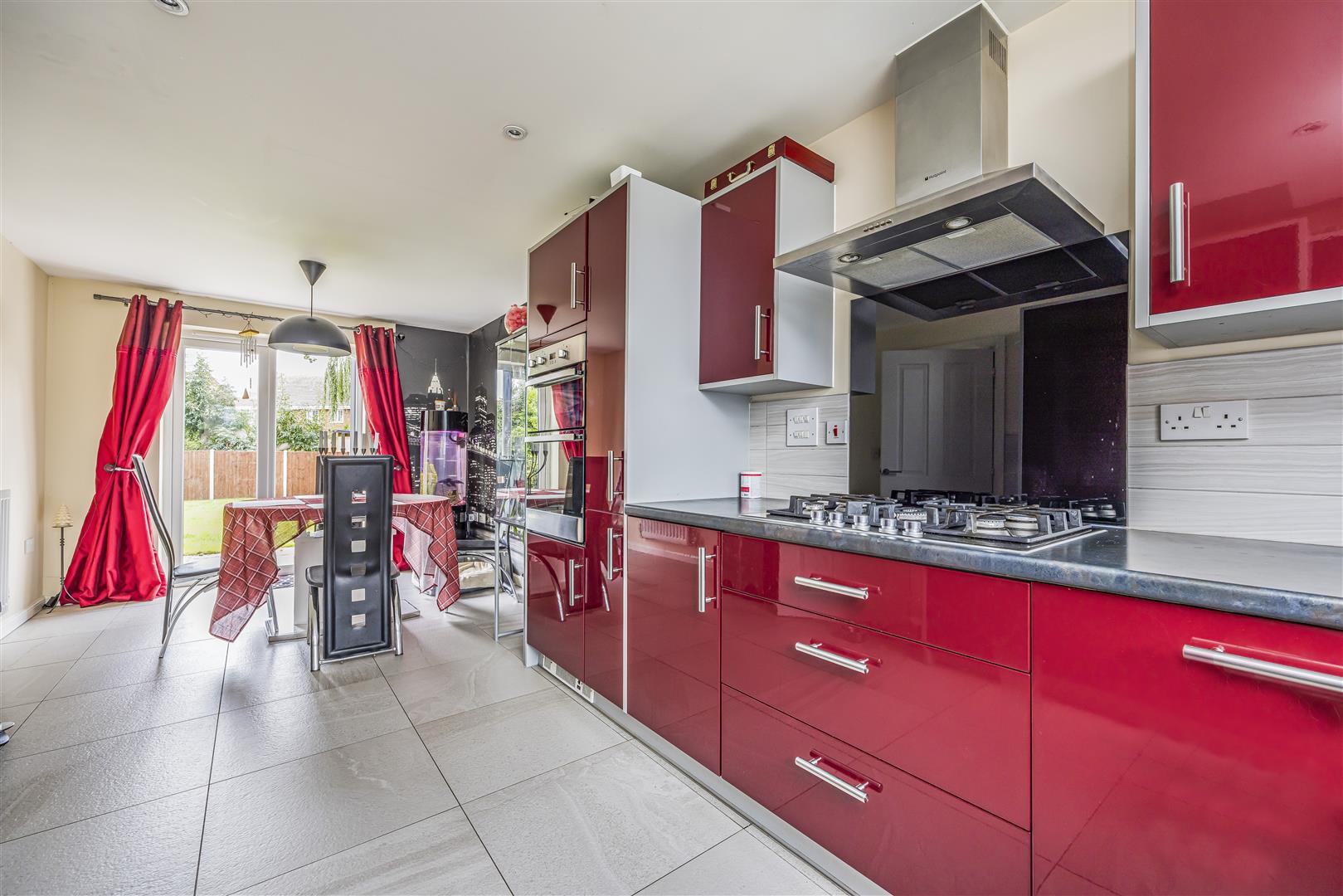 house - detached for sale hedgerow close