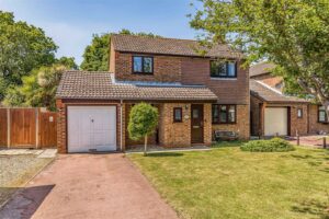 house for sale paddock end