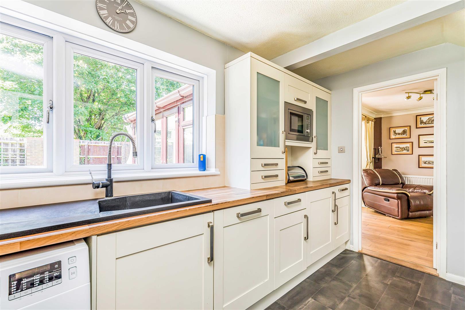 house for sale paddock end