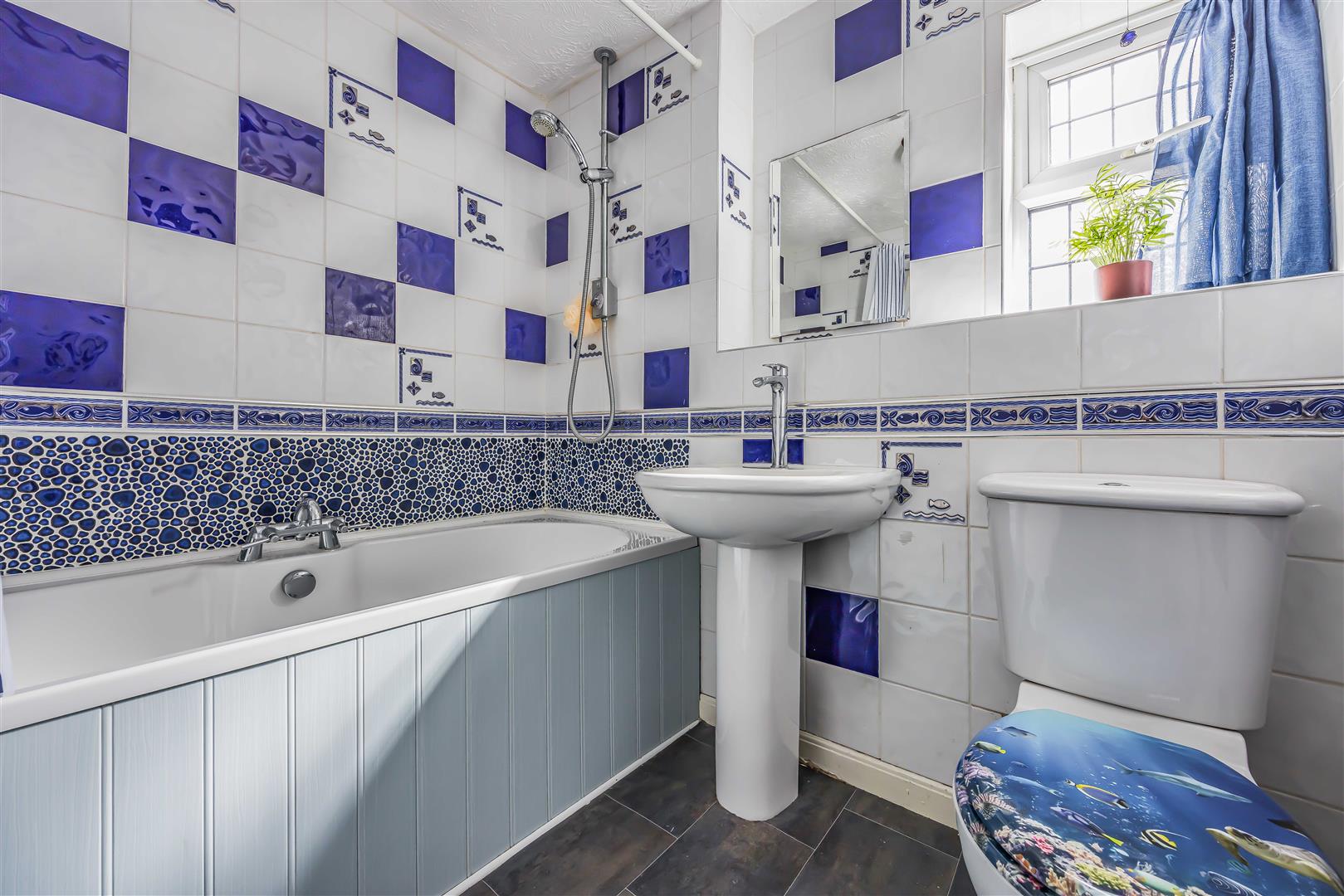 house - detached for sale topaz grove