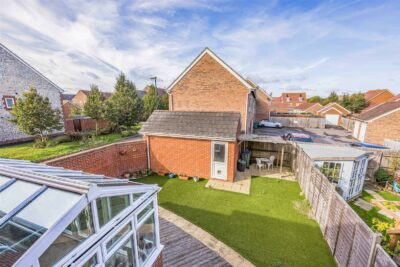 house - detached for sale fourteen acre avenue