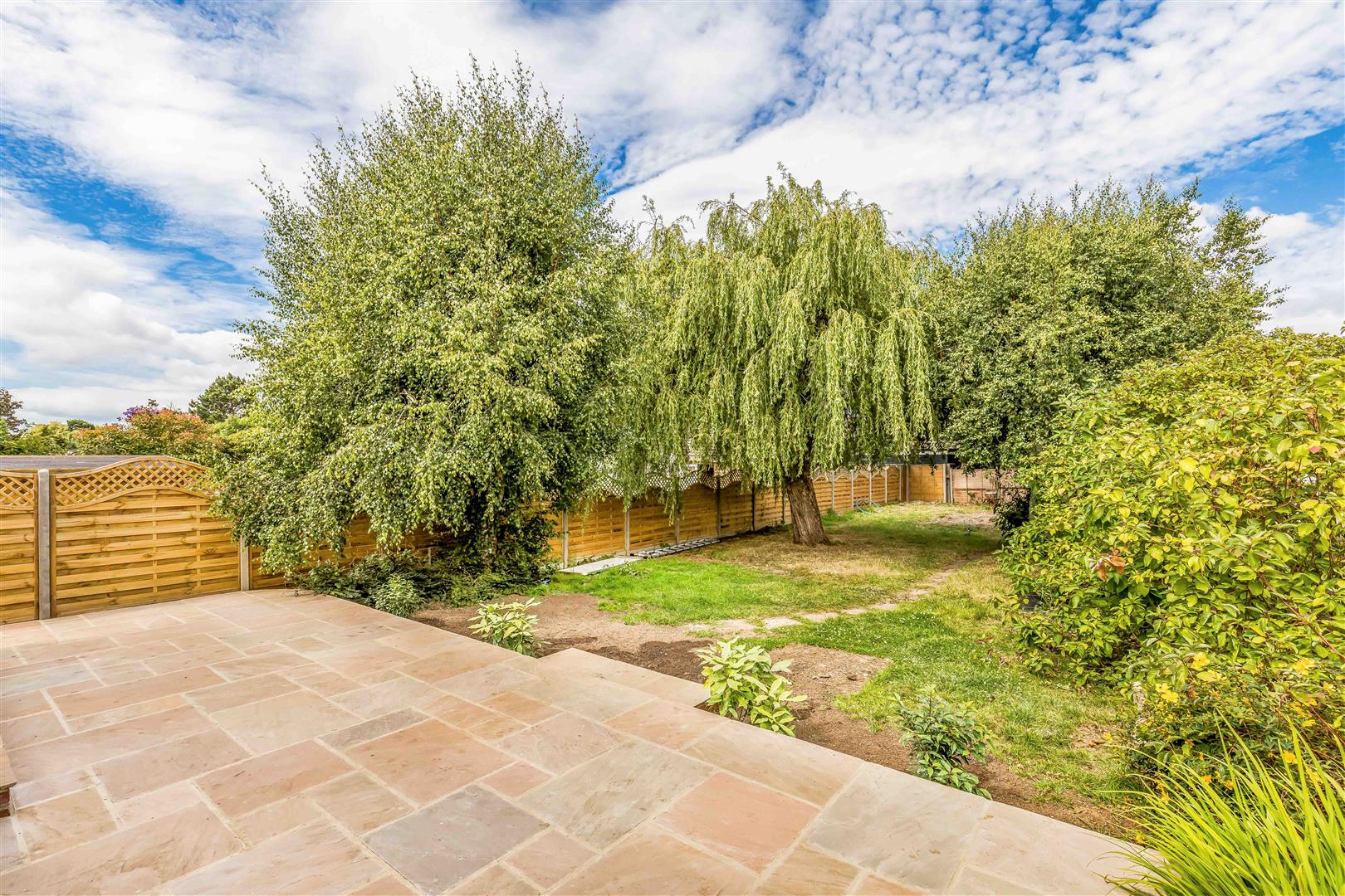bungalow - detached for sale cotwell avenue