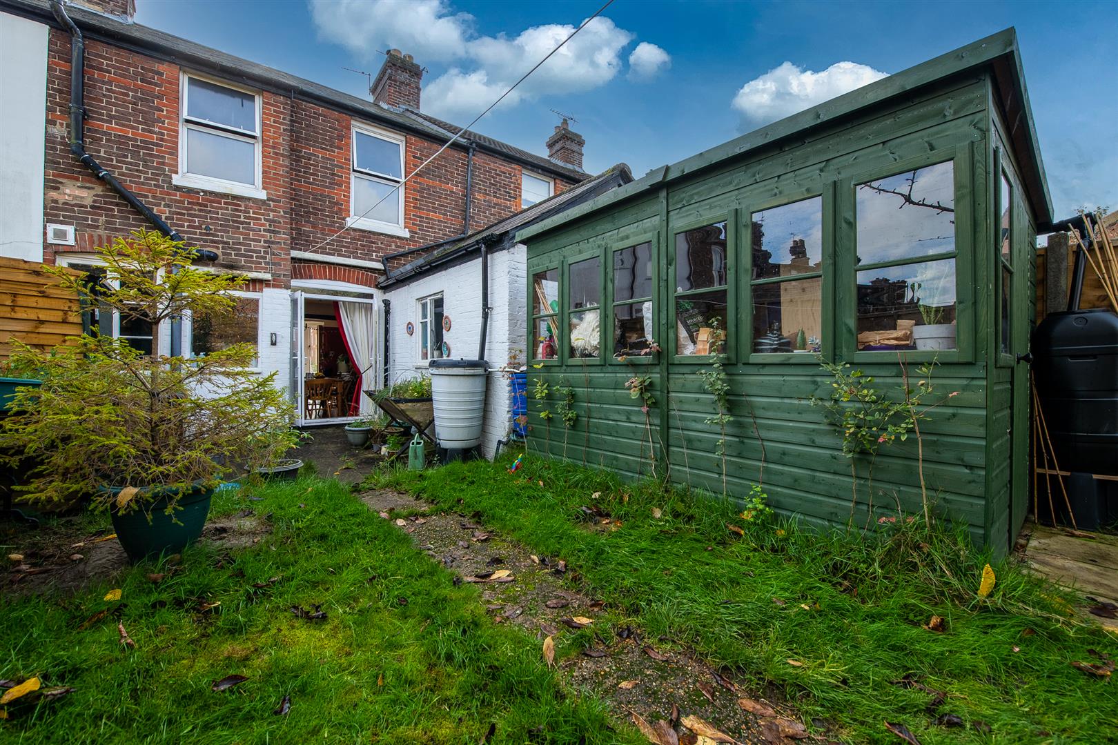 house - terraced for sale osborne road