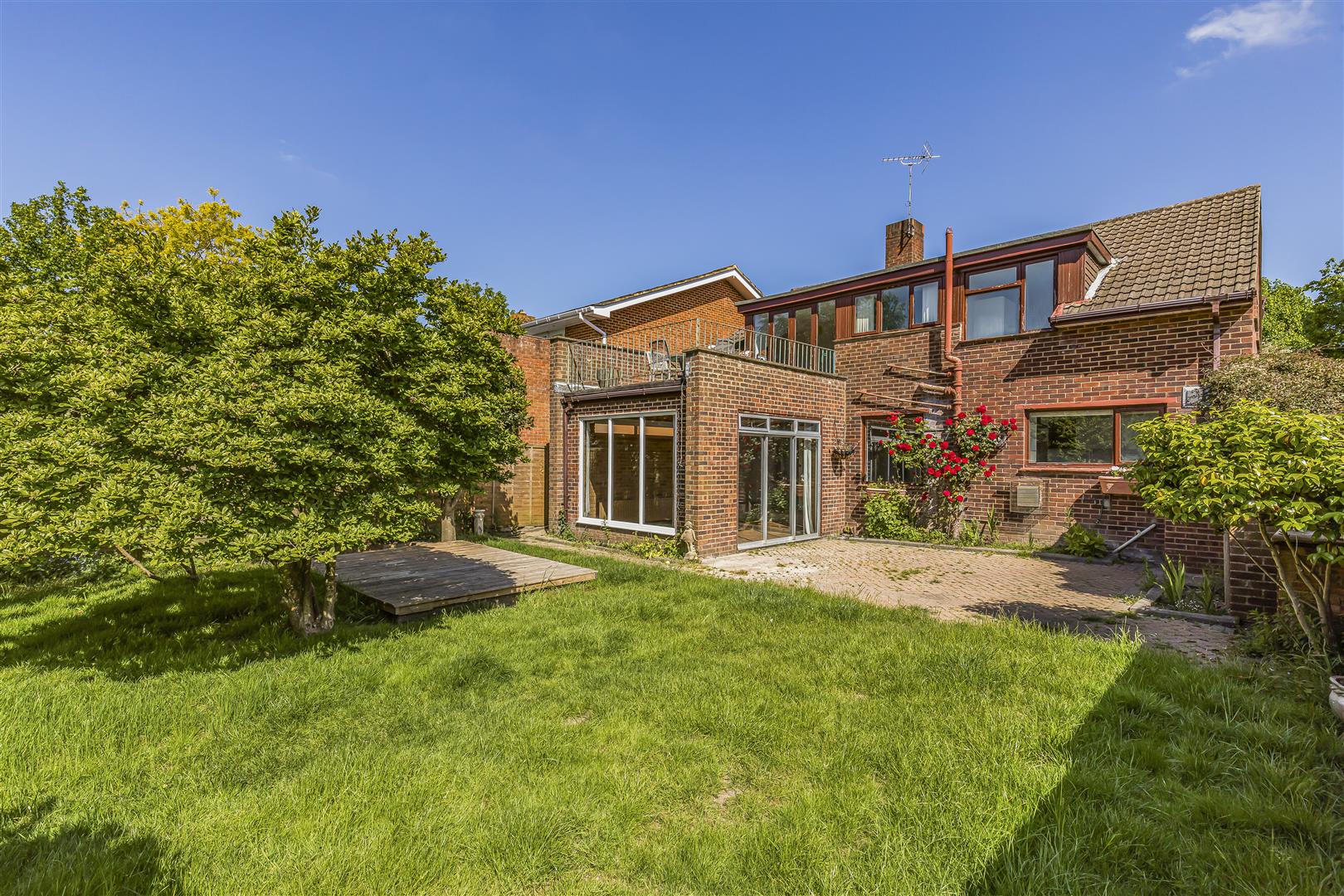 house - detached for sale langstone avenue