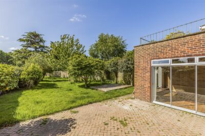 house - detached for sale langstone avenue