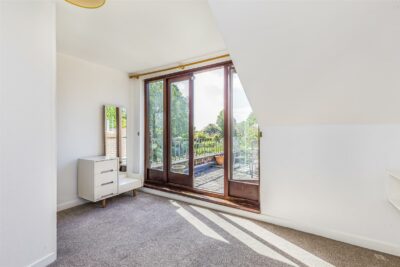 house - detached for sale langstone avenue