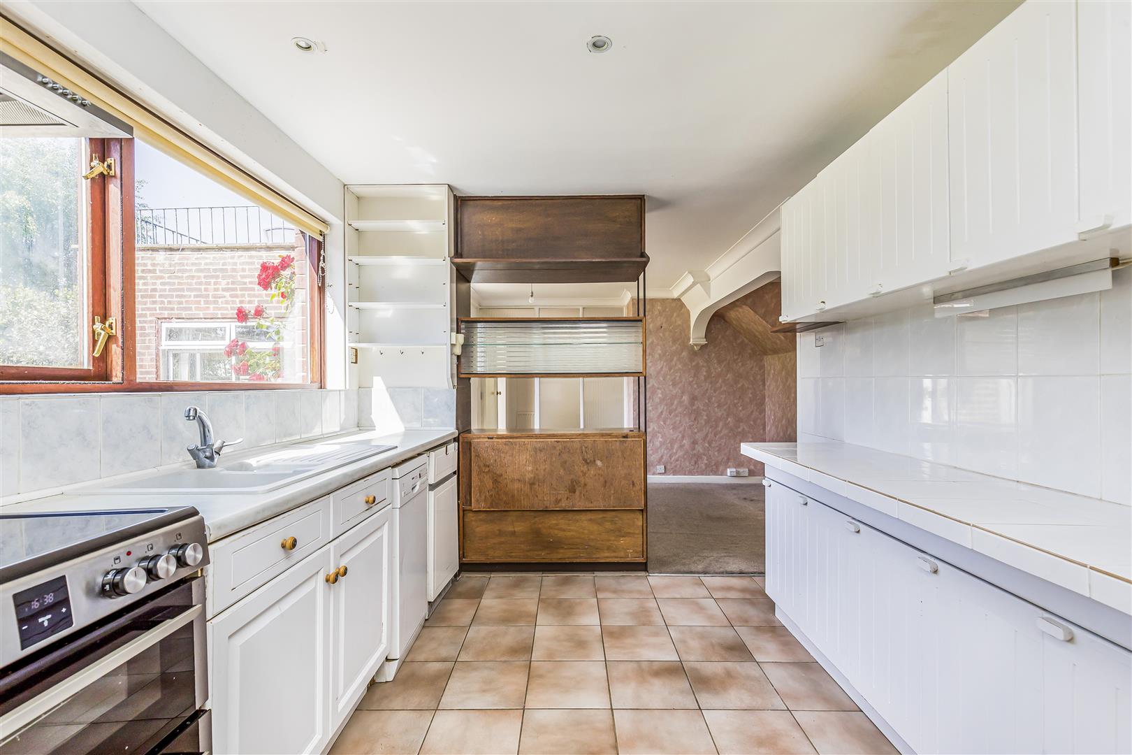 house - detached for sale langstone avenue