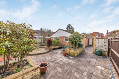 house for sale priory road