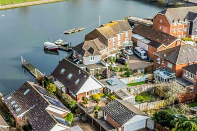 house for sale priory road