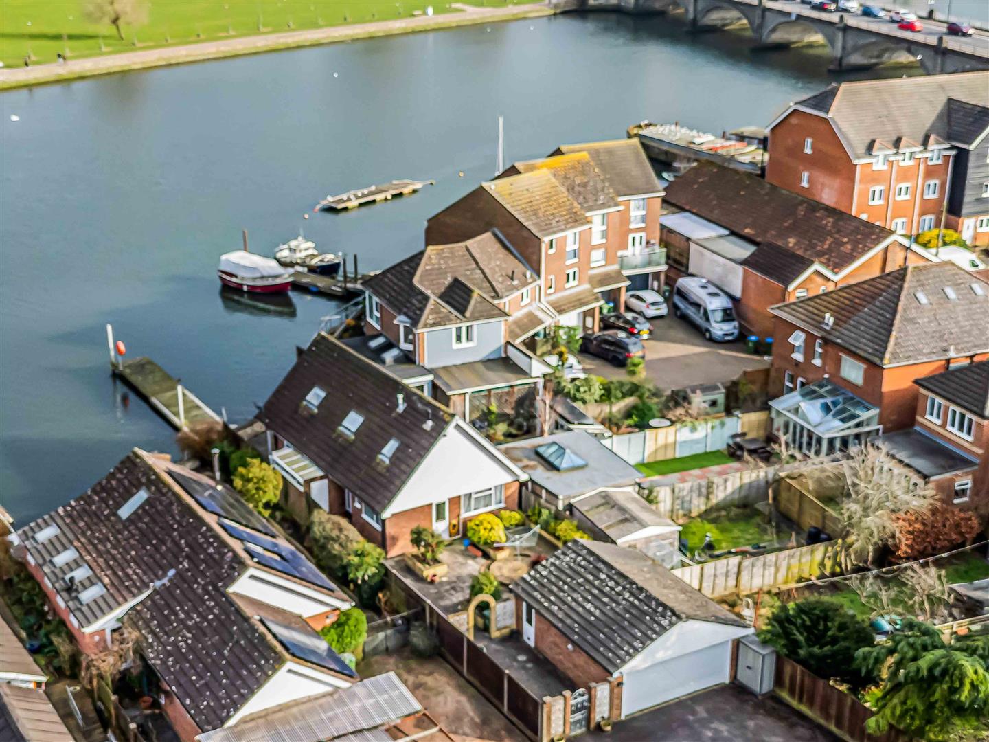house for sale priory road