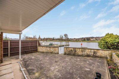 house for sale priory road