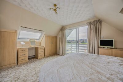 house for sale priory road