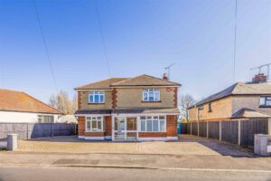 house - detached for sale queens grove
