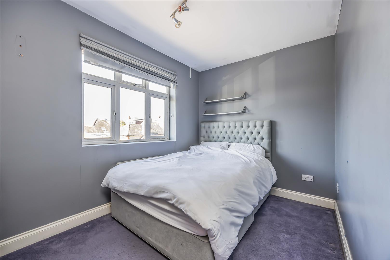 house - detached for sale queens grove
