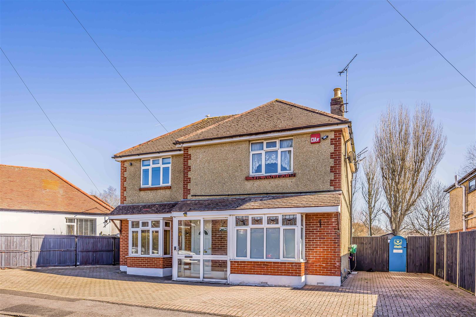 house - detached for sale queens grove