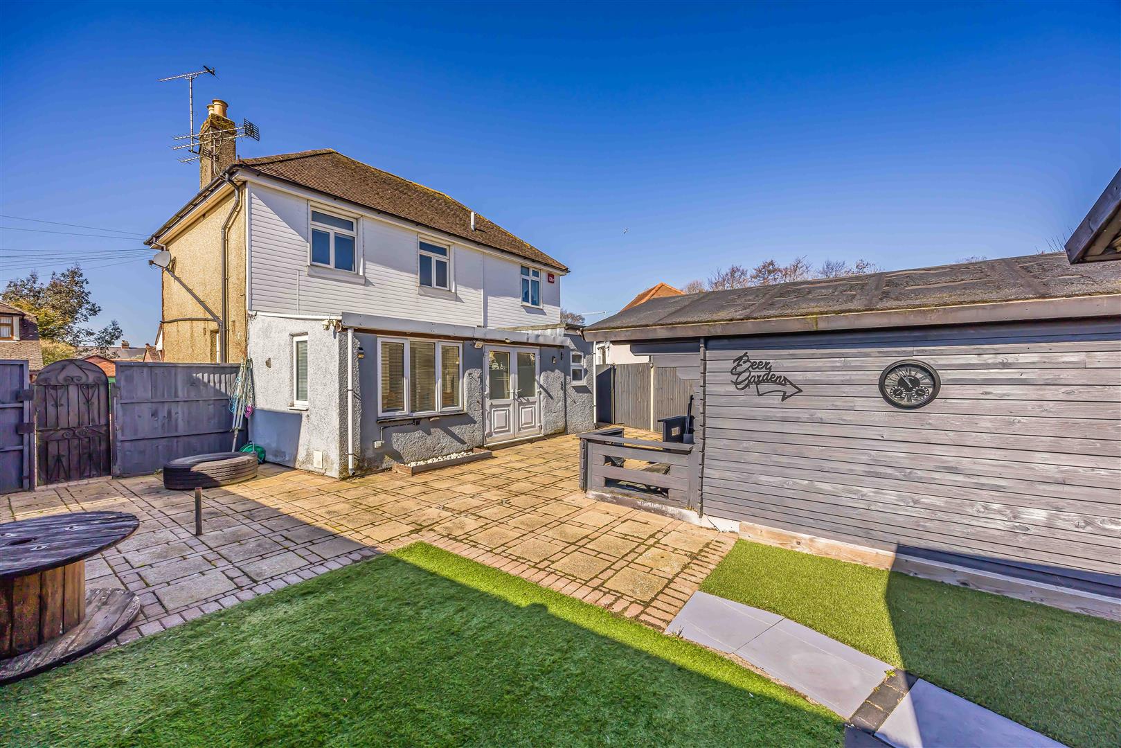 house - detached for sale queens grove