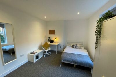 room for rent st. ursula grove