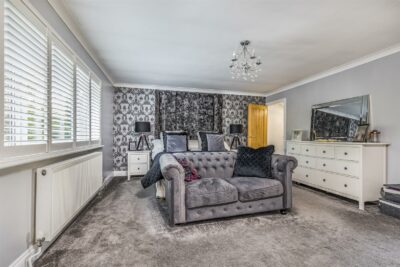 house - detached for sale copse close