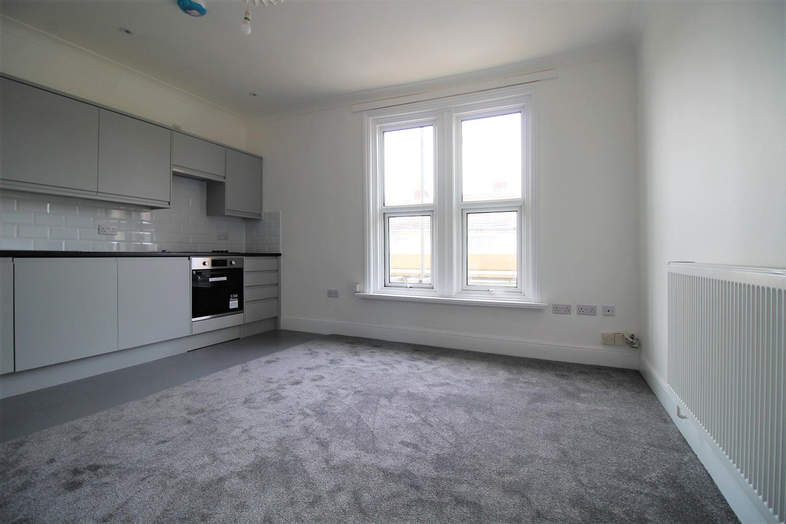 flat for rent francis avenue