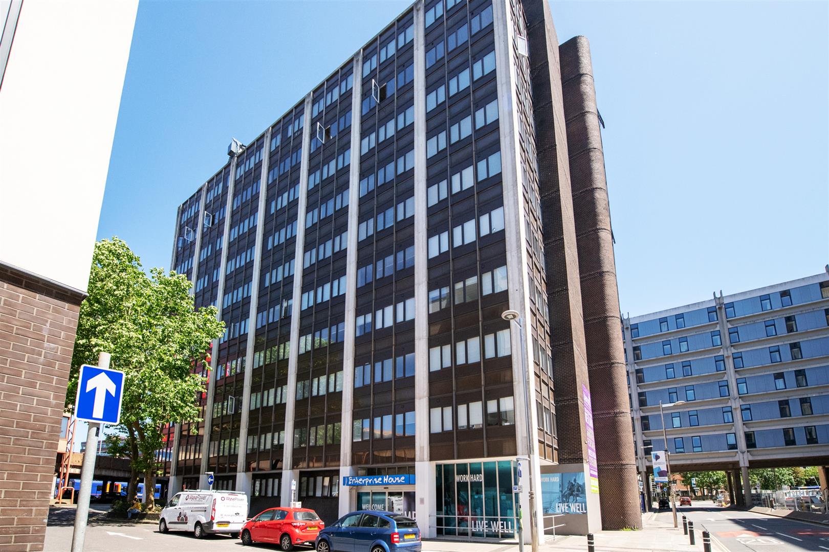 studio for rent isambard brunel road