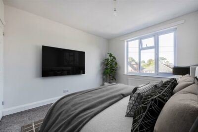 house - semi-detached for rent penny lane
