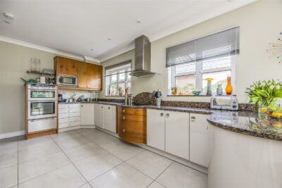 house for rent hound road