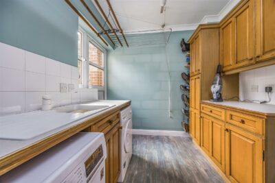 house for rent hound road