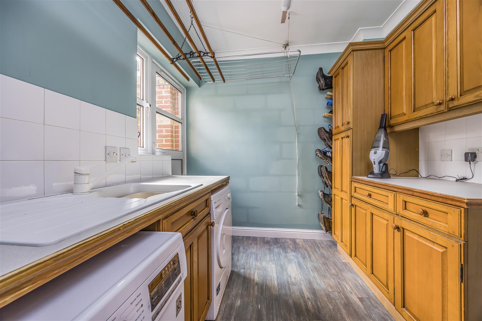 house for rent hound road