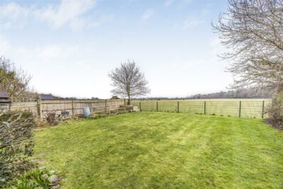house for rent hound road