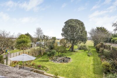 house for rent hound road