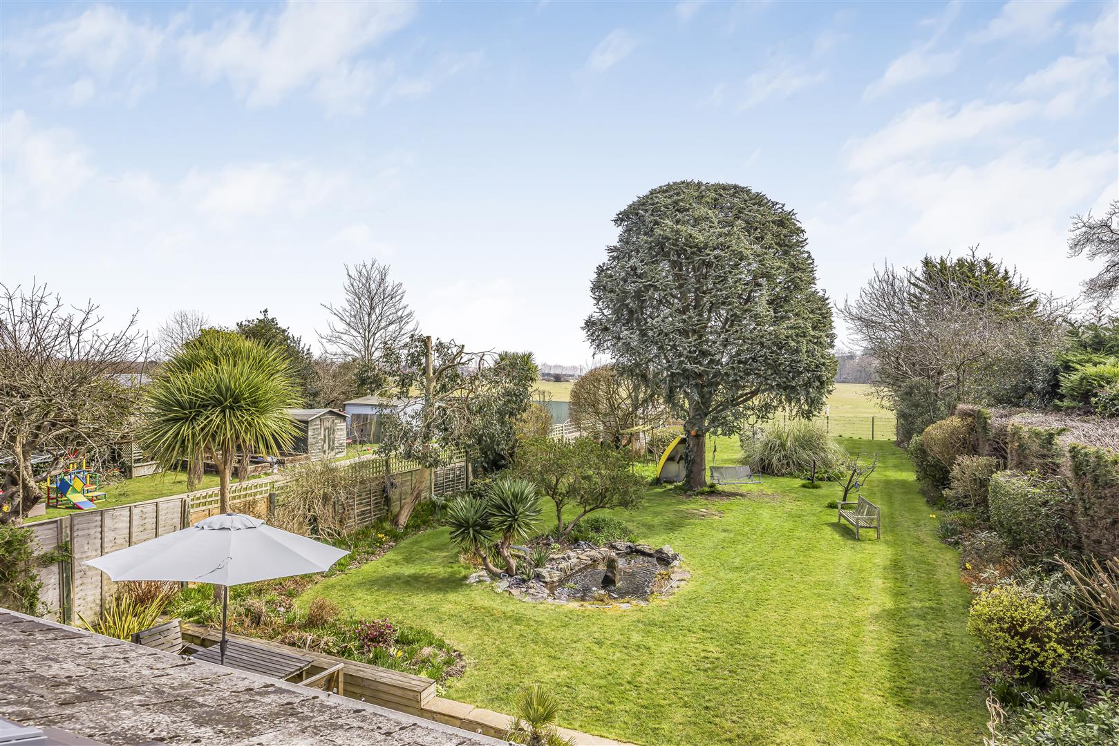 house for rent hound road