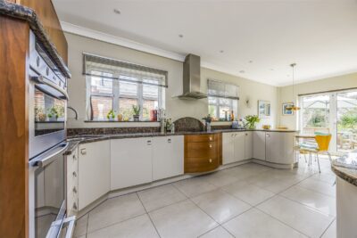 house for rent hound road