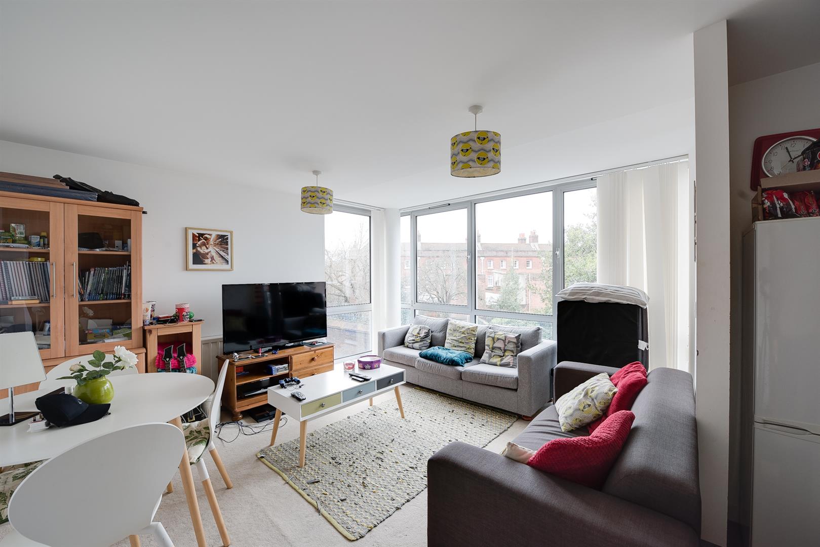 flat for rent bonfire corner