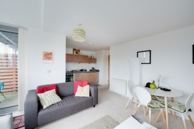 flat for rent bonfire corner