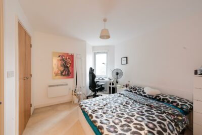 flat for rent bonfire corner